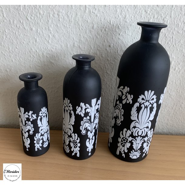 Vaser i sort glas (sæt)