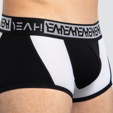ACTION TRUNK · Black Echo
