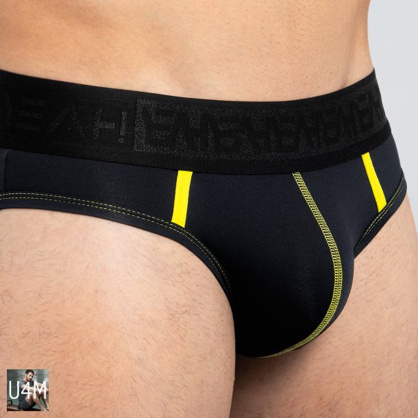 PURE BRIEF  Yellow Pulse